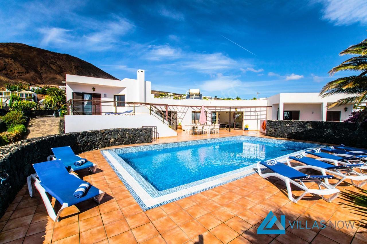 Villa Montana - Lh113 By Villas Now Ltd Playa Blanca  Exteriör bild
